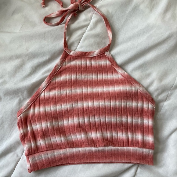 CABLE KNIT CROPPED HALTER TOP - Picture 3 of 4